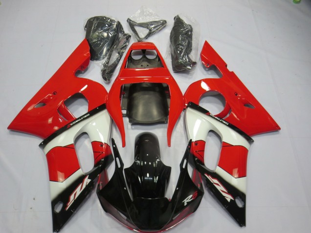 Red White and Black 1998-2002 R6 Motorcycle Fairing