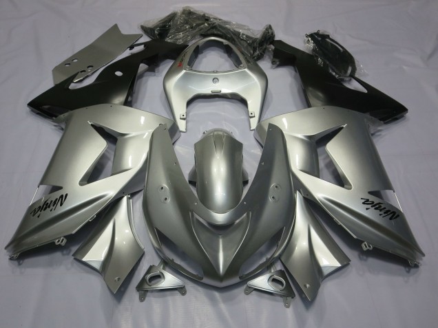 Silver 2006-2007 ZX10R Motorcycle Fairing Silver 2006-2007 ZX10R Motorcycle Fairing